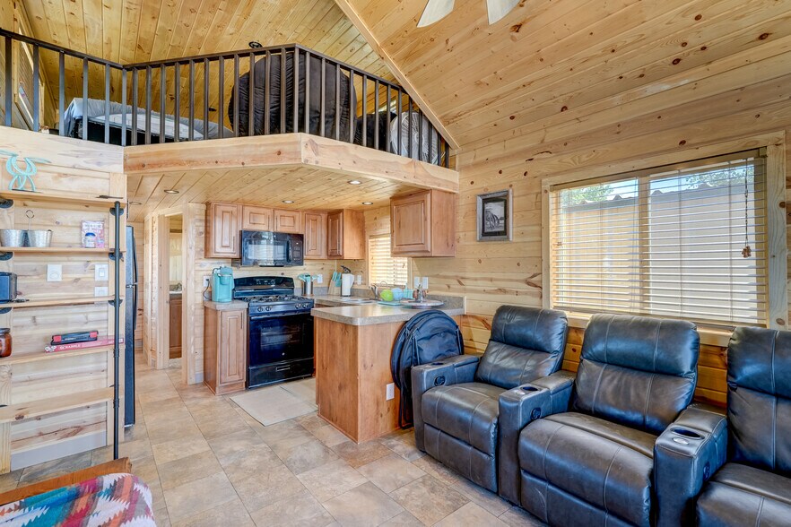 More Photos Of 7950 N Coyote Springs Rd, Prescott Valley Horse Stables For Sale