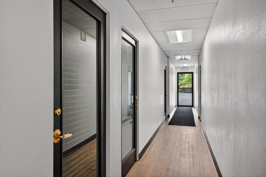 More Photos Of 4095 SW 144th Ave, Beaverton Medical For Lease