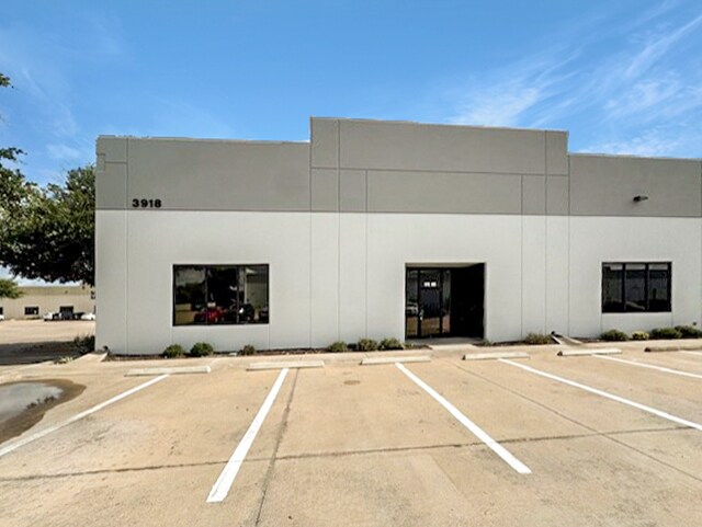 More Photos Of 3916 Gattis School Rd, Round Rock Unknown For Lease