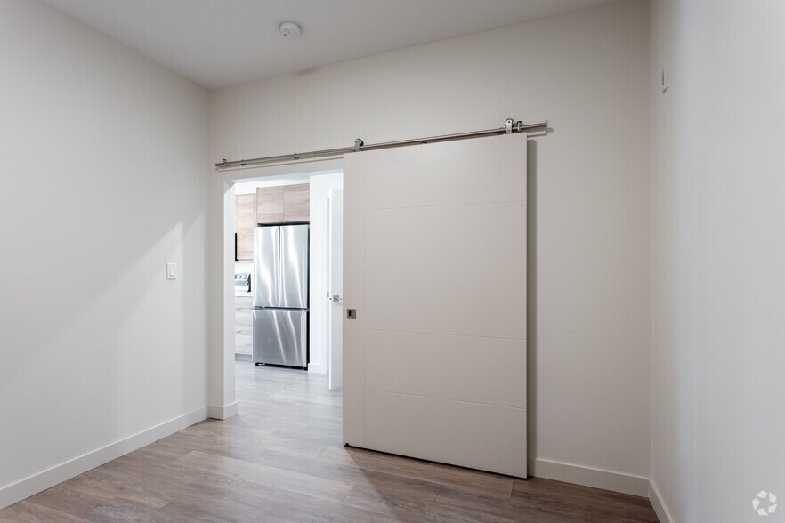 More Photos Of 11329 University Av NW, Edmonton Multifamily For Sale