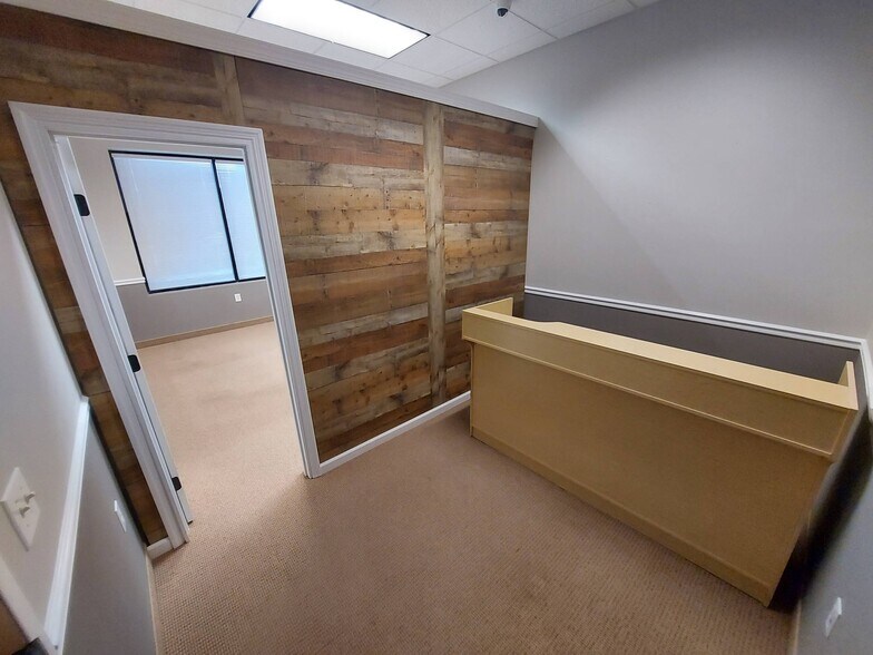 More Photos Of 4210 N Roxboro St, Durham Office For Lease