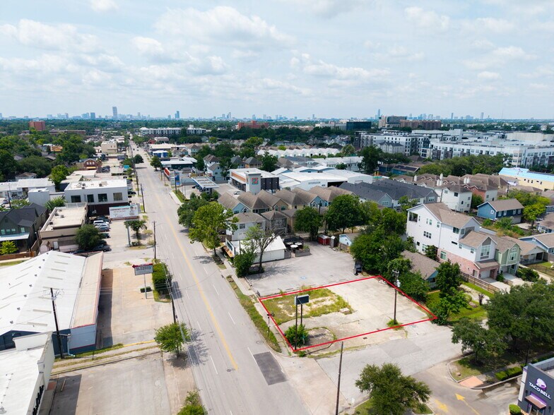 More Photos Of 202 W 27th Street, Houston Land For Sale