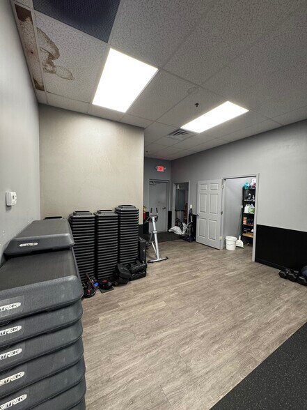 More Photos Of 1385 Highlands Ridge Rd SE, Smyrna Unknown For Lease