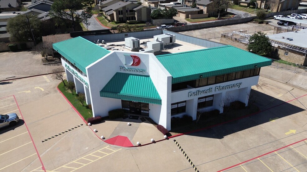 Primary Photo Of 2901 Brown Trl, Bedford Medical For Lease