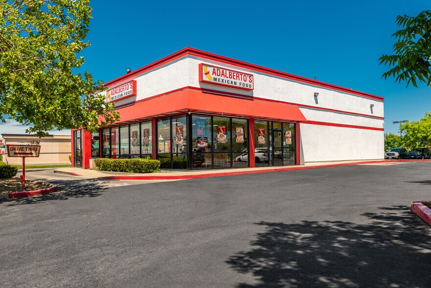 More Photos Of 7400 Fair Oaks Blvd, Carmichael General Retail For Sale