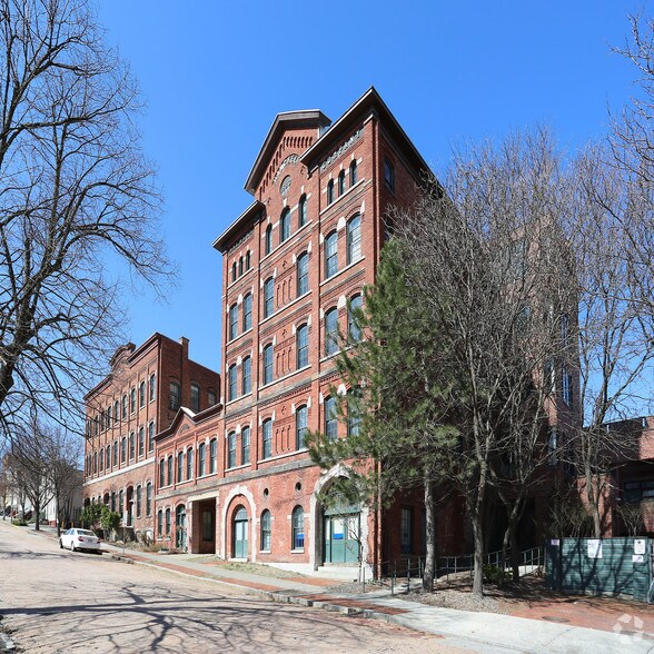 More Photos Of 201 Park Ave, Albany Apartments For Sale