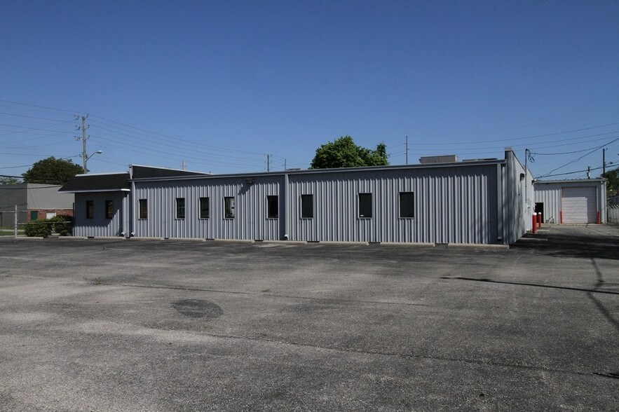 More Photos Of 241 S State Ave, Indianapolis Warehouse For Sale