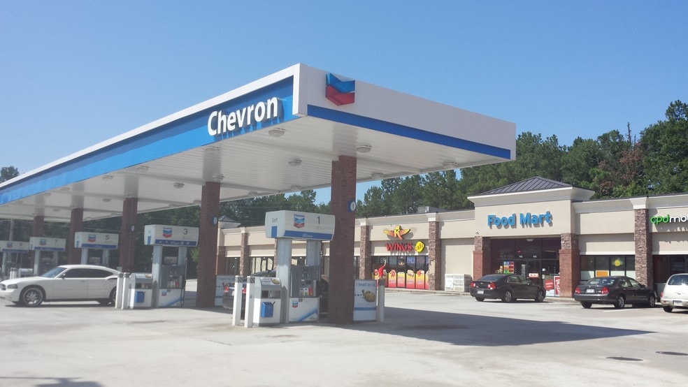 Primary Photo Of 5631 W Fayetteville Rd, Atlanta Service Station For Lease