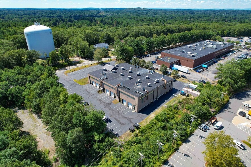 More Photos Of 200 Turnpike Rd, Chelmsford Flex For Sale