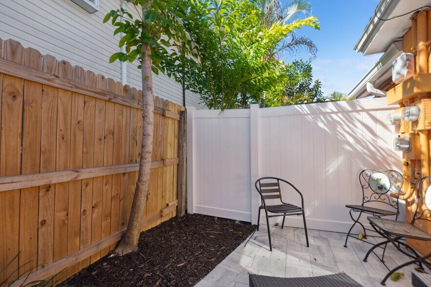 More Photos Of 1214 Bay Pine Blvd, Indian Rocks Beach Apartments For Sale
