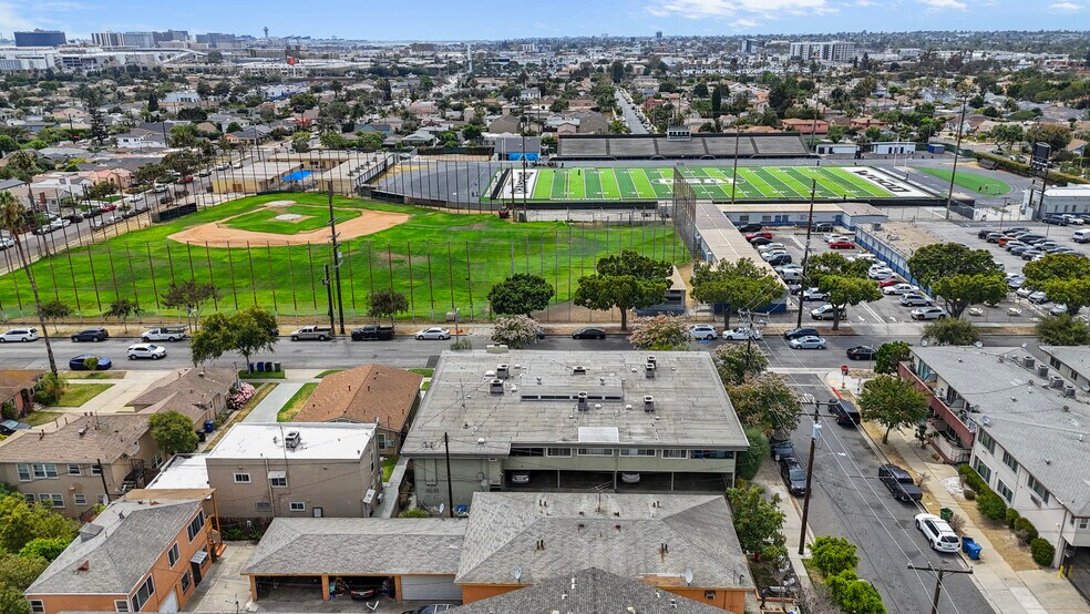More Photos Of 500 S Inglewood Ave, Inglewood Apartments For Sale