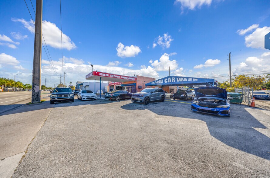 More Photos Of 13250 NW 7th Ave, Miami Auto Repair For Sale