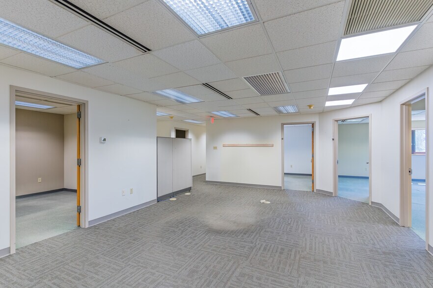 More Photos Of 1 Bartol Ave, Ridley Park Medical For Lease