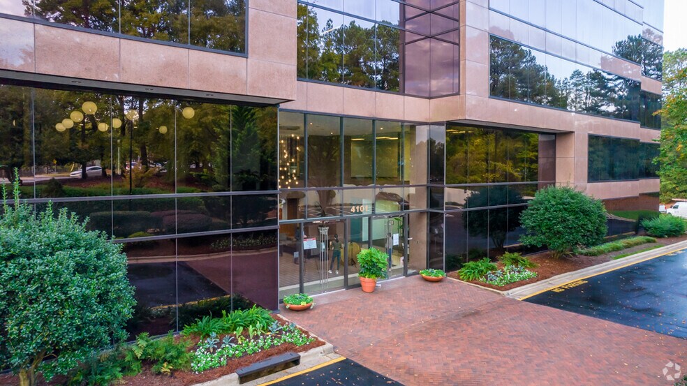 More Photos Of 4101 Lake Boone Trl, Raleigh Office For Lease