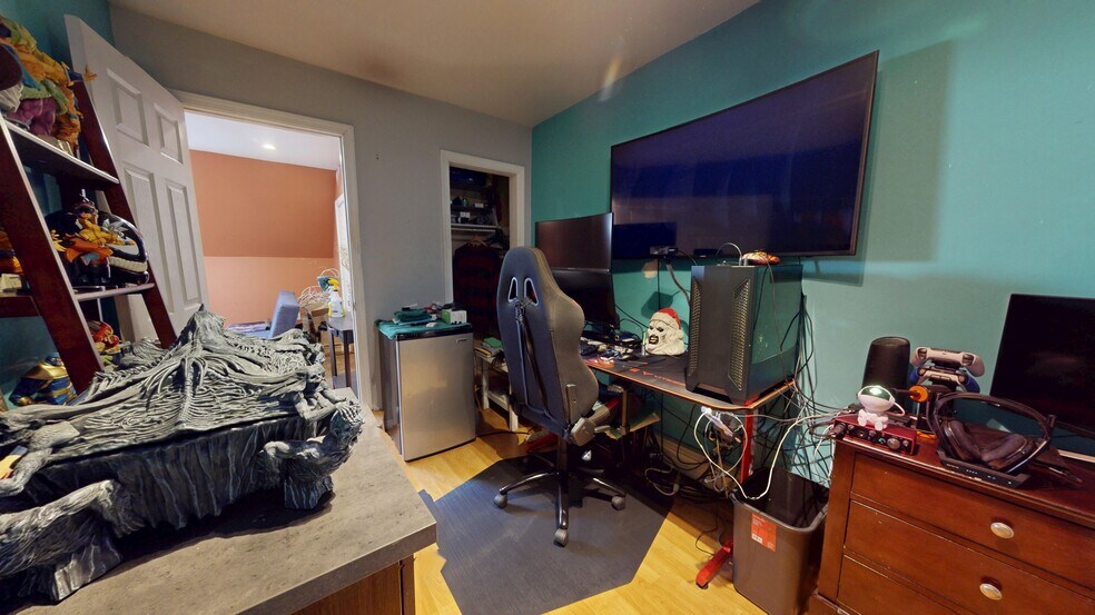 More Photos Of 3108 Healy Ave, Far Rockaway Apartments For Sale