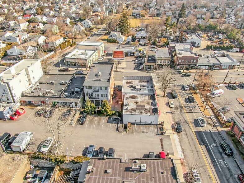 More Photos Of 823 White Plains rd, Scarsdale Storefront Retail Office For Lease