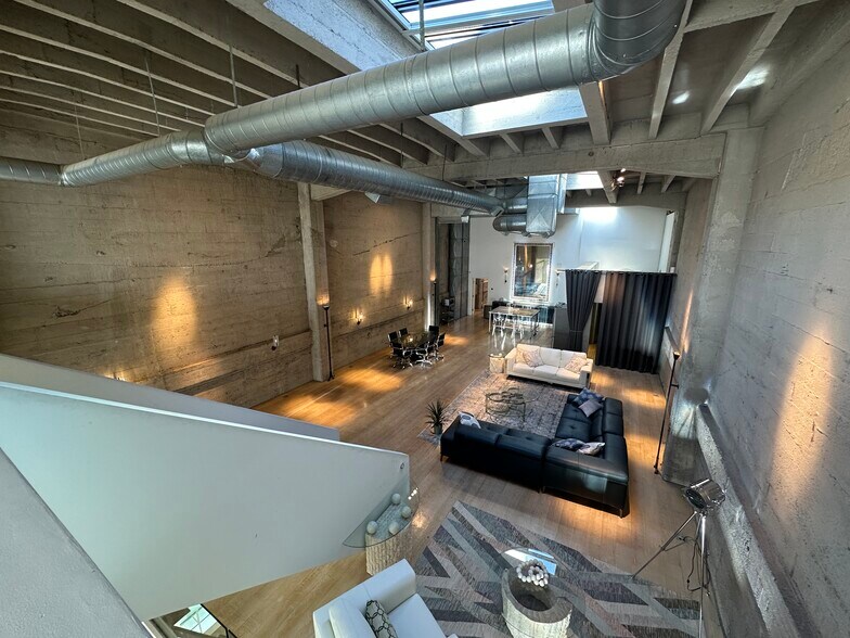 More Photos Of 30 Sheridan St, San Francisco Office For Sale