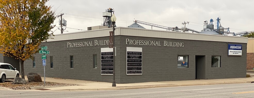 More Photos Of 100 2nd St SE, Stewartville Medical For Lease