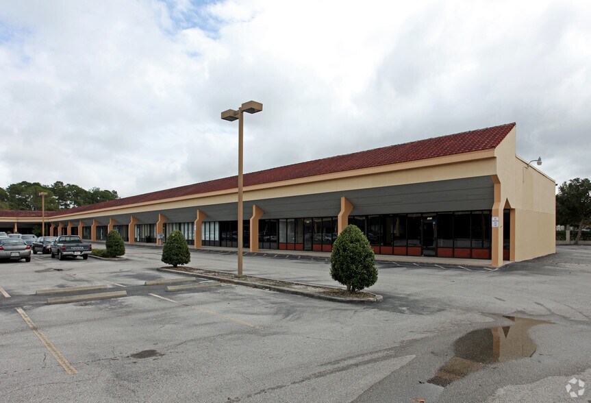 More Photos Of 1602-1670 W Airport Blvd, Sanford Unknown For Lease