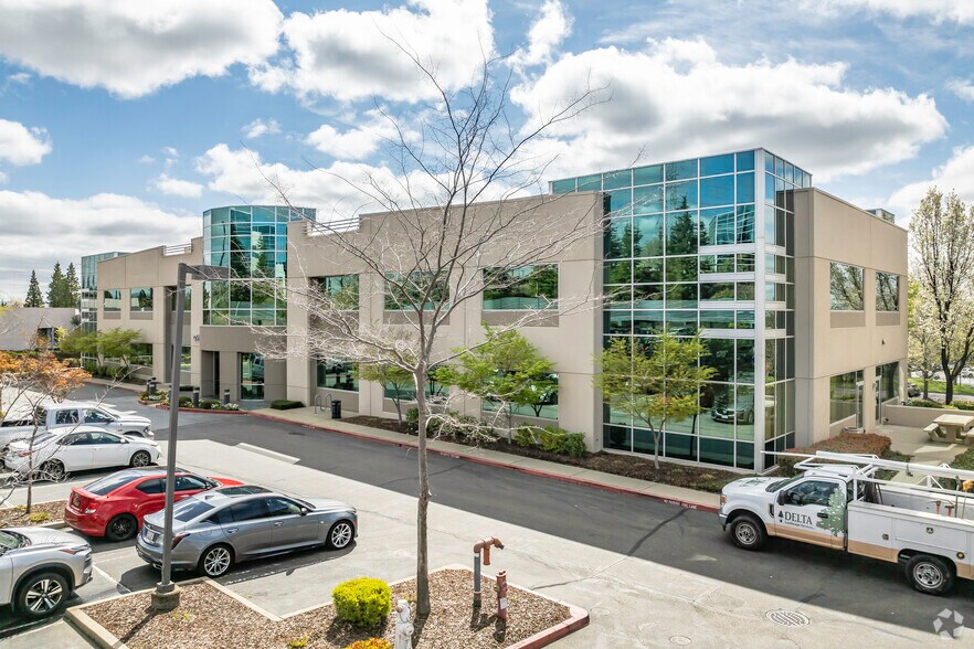 More Photos Of 2251 Douglas Blvd, Roseville Office For Lease