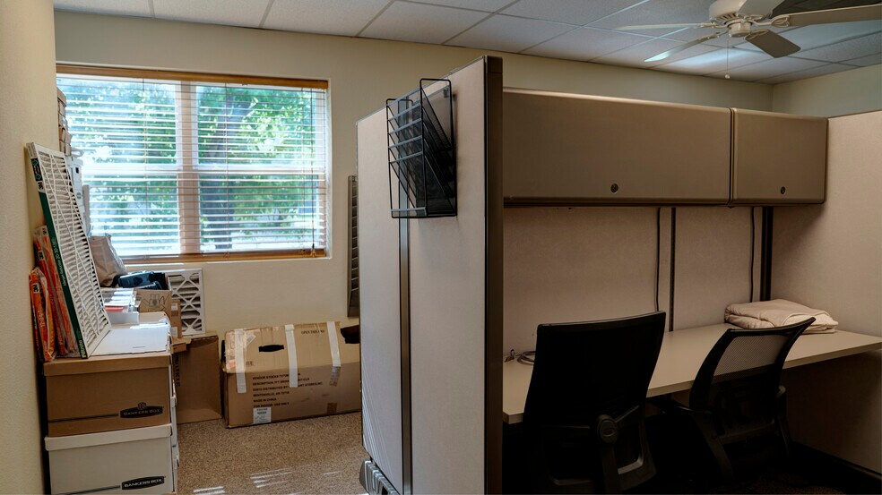 More Photos Of 5318 Bransford Rd, Colleyville Office For Sale