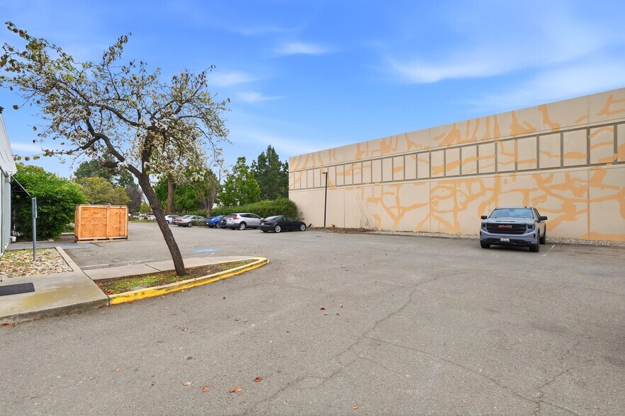 More Photos Of 893-909 Boggs Ter, Fremont Warehouse For Sale