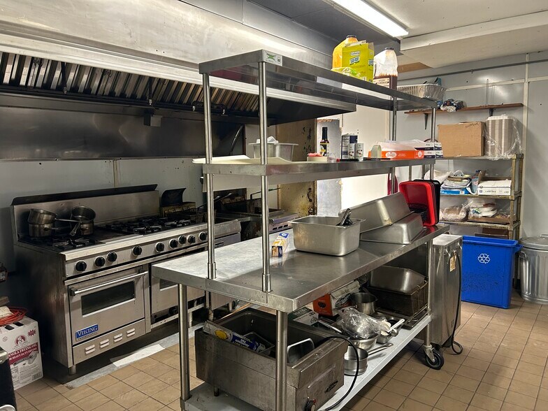 More Photos Of 114 E Norwegian St, Pottsville Storefront Retail Residential For Sale