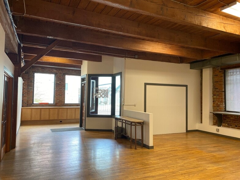 More Photos Of 87 Wall St, Seattle Office For Sale