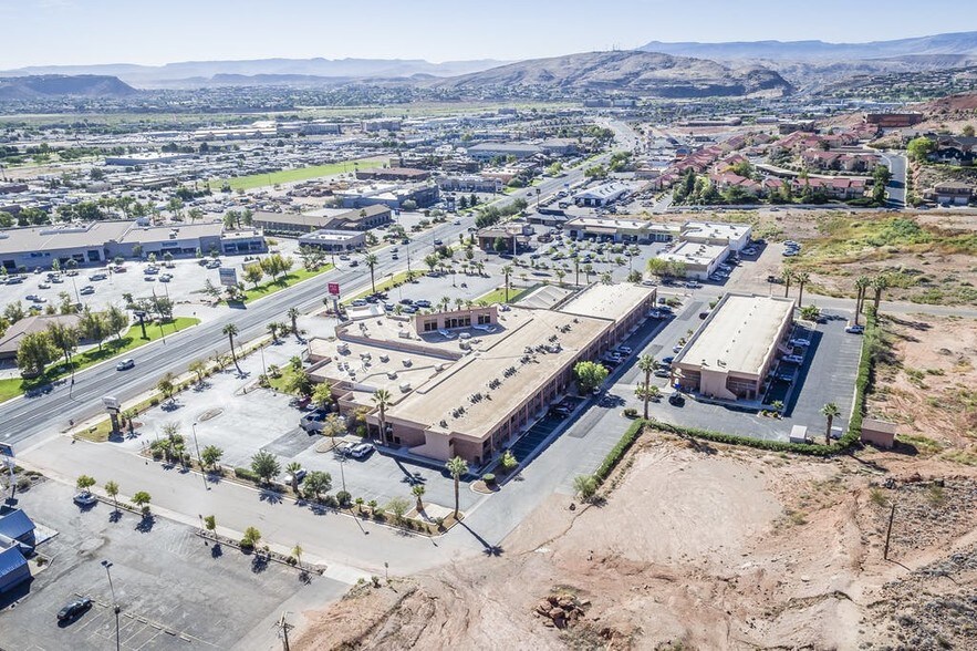 More Photos Of 850 S Bluff St, St George Hotel For Lease