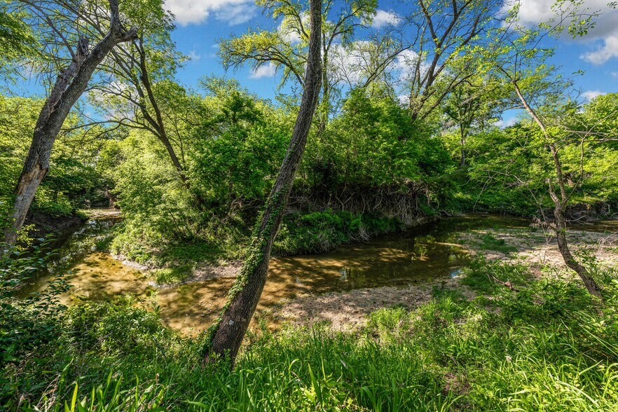 More Photos Of 4158 Creek Rd, Temple Specialty For Sale