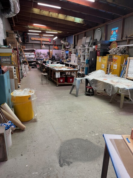 More Photos Of 1339 Yosemite Ave, San Francisco Warehouse For Lease