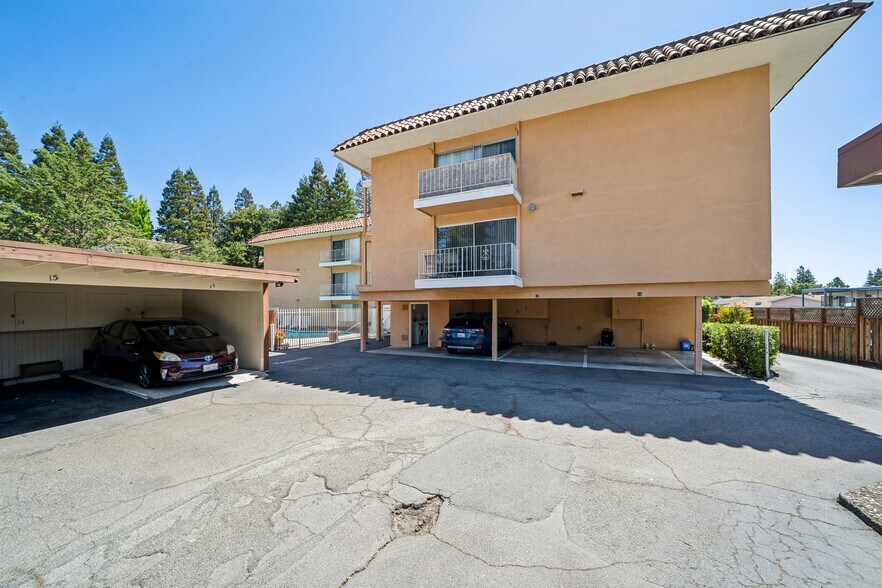 More Photos Of 1183 Saranap Ave, Walnut Creek Apartments For Sale