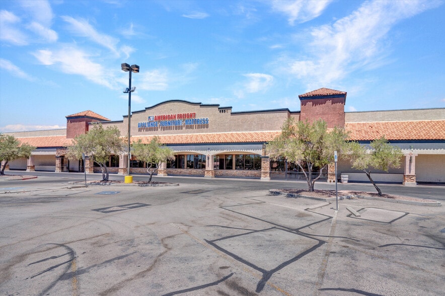 More Photos Of 4810-4920 W Lone Mountain Rd, Las Vegas Unknown For Lease