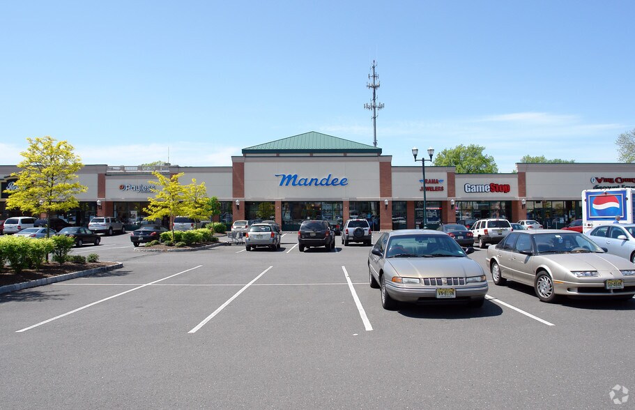 More Photos Of 425 Valley Brook Ave, Lyndhurst Unknown For Lease