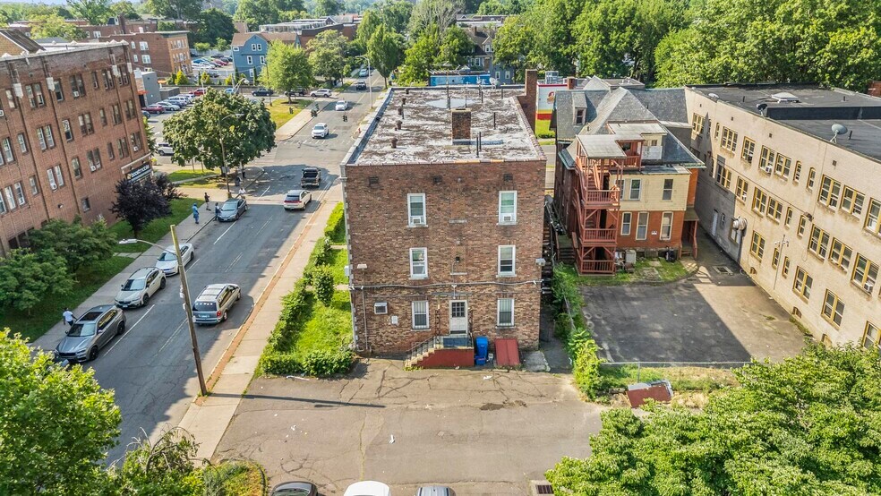 More Photos Of 264 Farmington Ave, Hartford Apartments For Sale