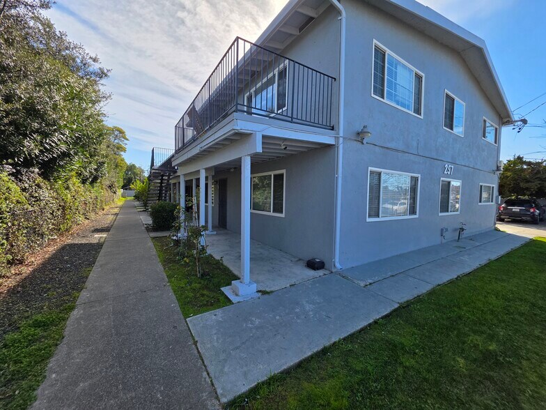 Primary Photo Of 257 Poplar Ave, Hayward Apartments For Sale