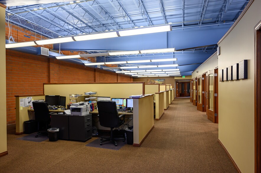 More Photos Of 122 Sheldon St, El Segundo Loft Creative Space For Sale