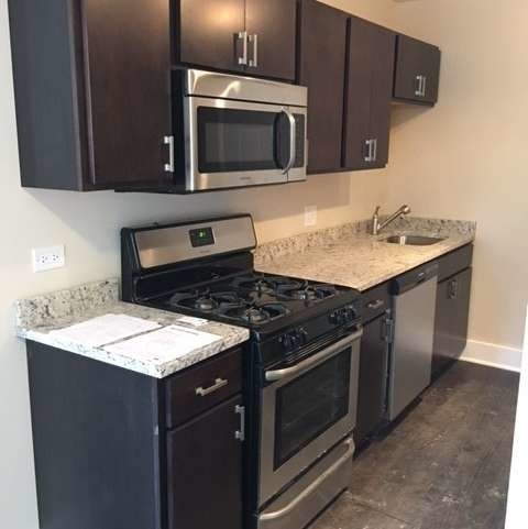 More Photos Of 922-924 W George St, Chicago Apartments For Sale