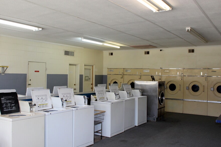 More Photos Of 302 E Third St, Lowry City Freestanding For Sale