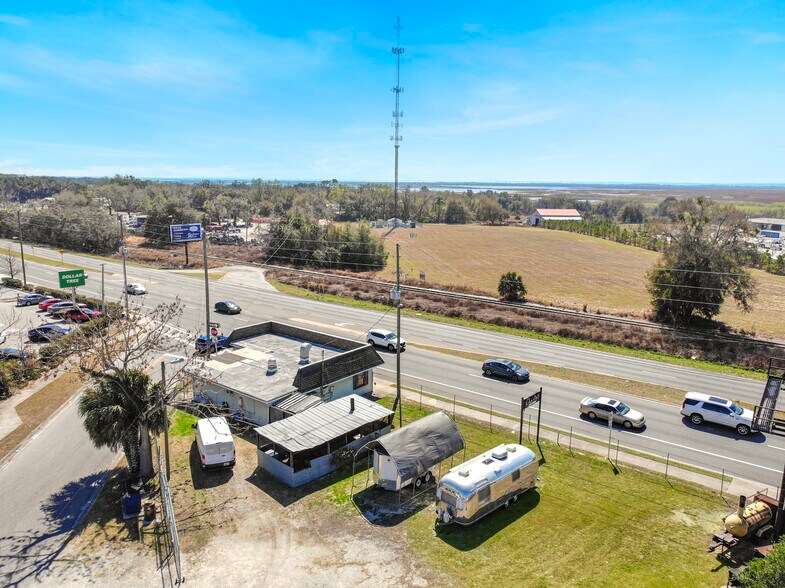 More Photos Of 3101 N Orange Blossom Trl, Zellwood Restaurant For Lease