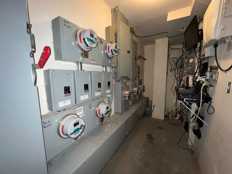 More Photos Of 97 Victory Blvd, Staten Island Apartments For Sale