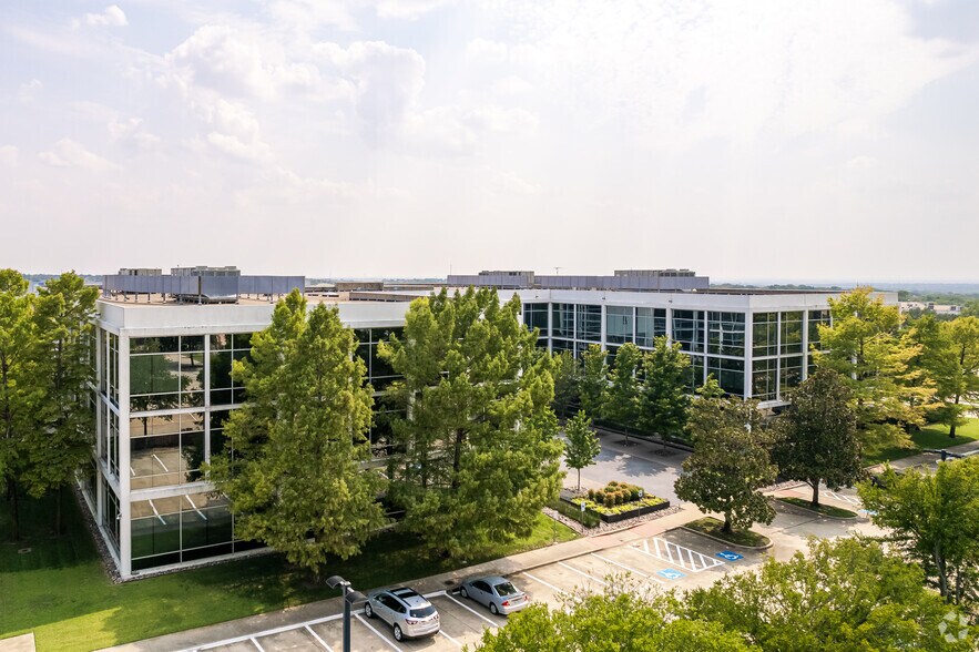 More Photos Of 4000 International Pky, Carrollton Office For Lease