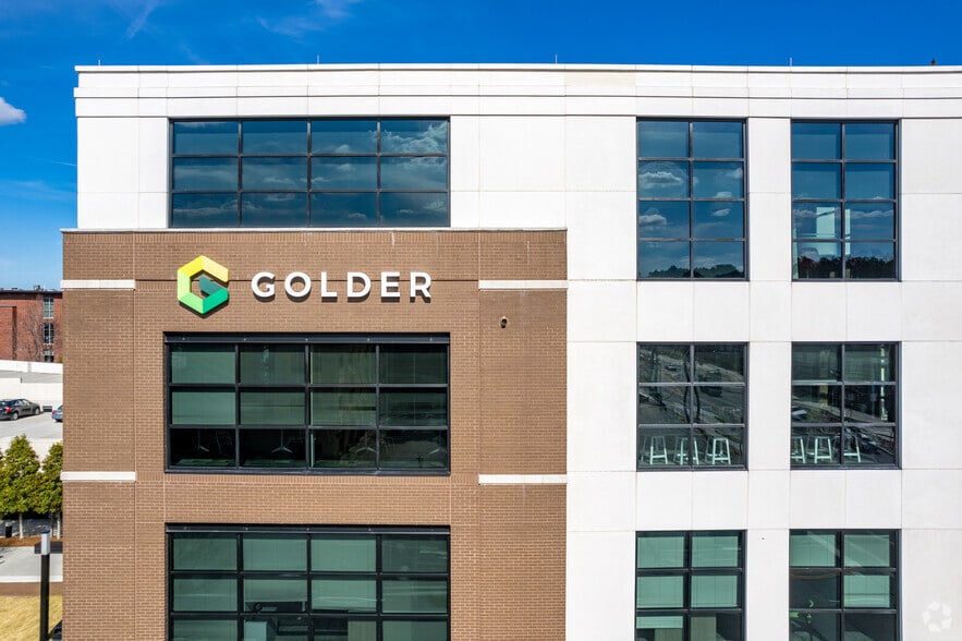 More Photos Of 5170 Peachtree Rd, Chamblee Office For Lease