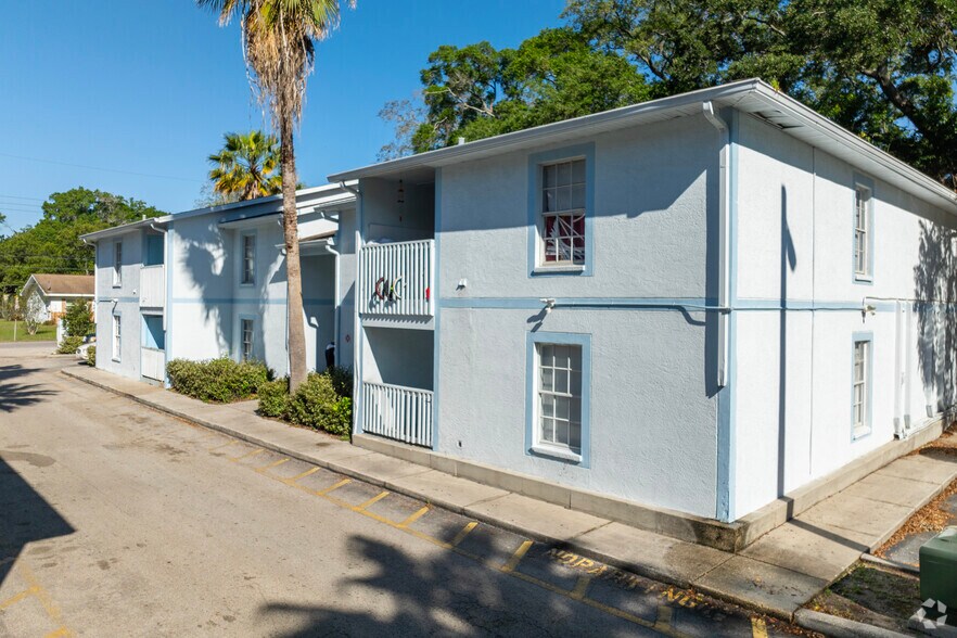 Primary Photo Of 14309 N 18th St Ave, Tampa Apartments For Sale