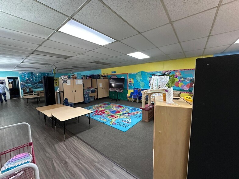 More Photos Of 200 N Abbott Ave, Milpitas Religious Facility For Lease