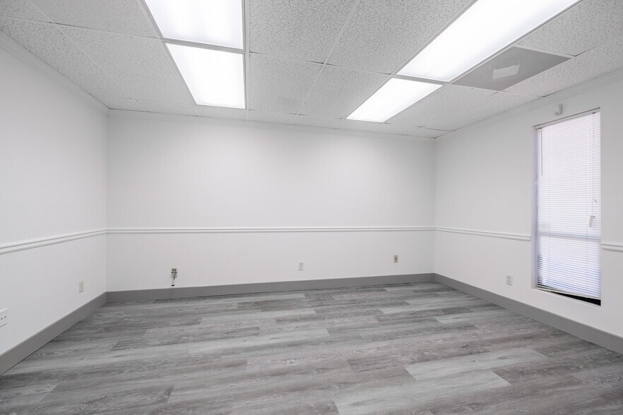 More Photos Of 3205 Industrial Way, Snellville Light Manufacturing For Lease