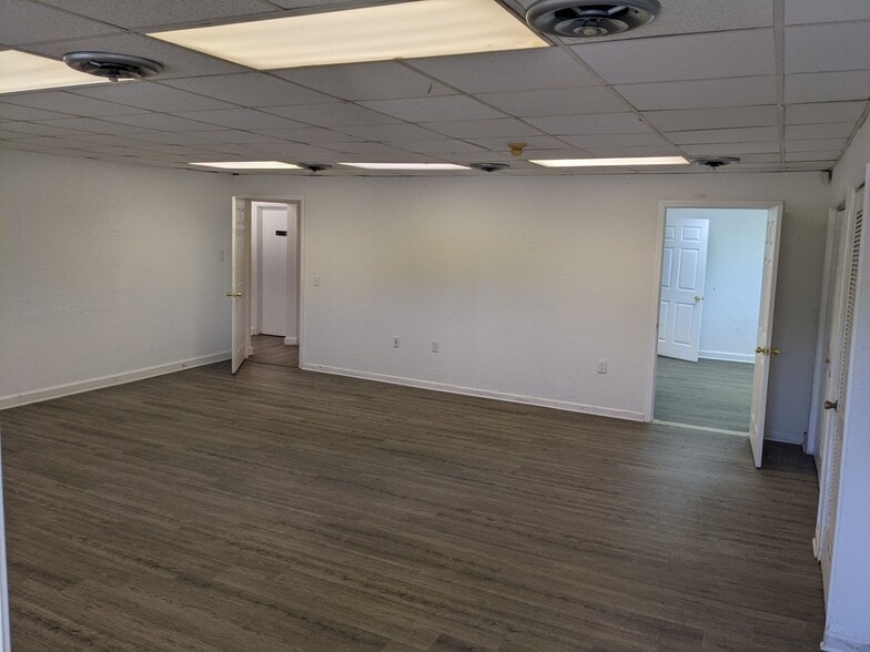 More Photos Of 1015 Santa Fe St, Corpus Christi Medical For Lease
