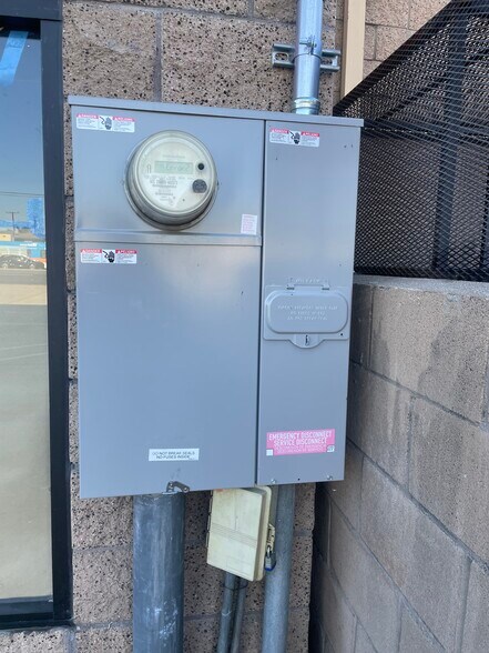 More Photos Of 11891 Beach Blvd, Stanton Auto Repair For Lease