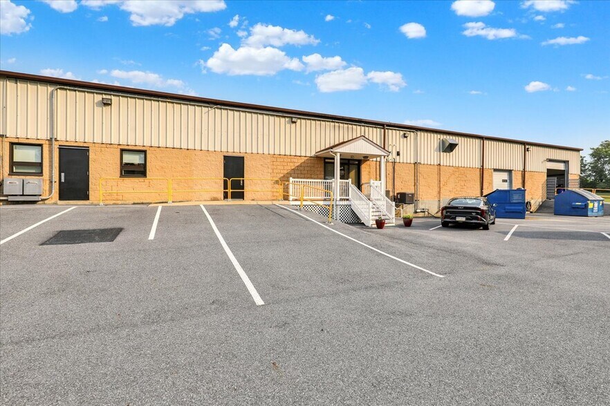 More Photos Of 2745A Leisczs Bridge Rd, Reading Industrial For Sale