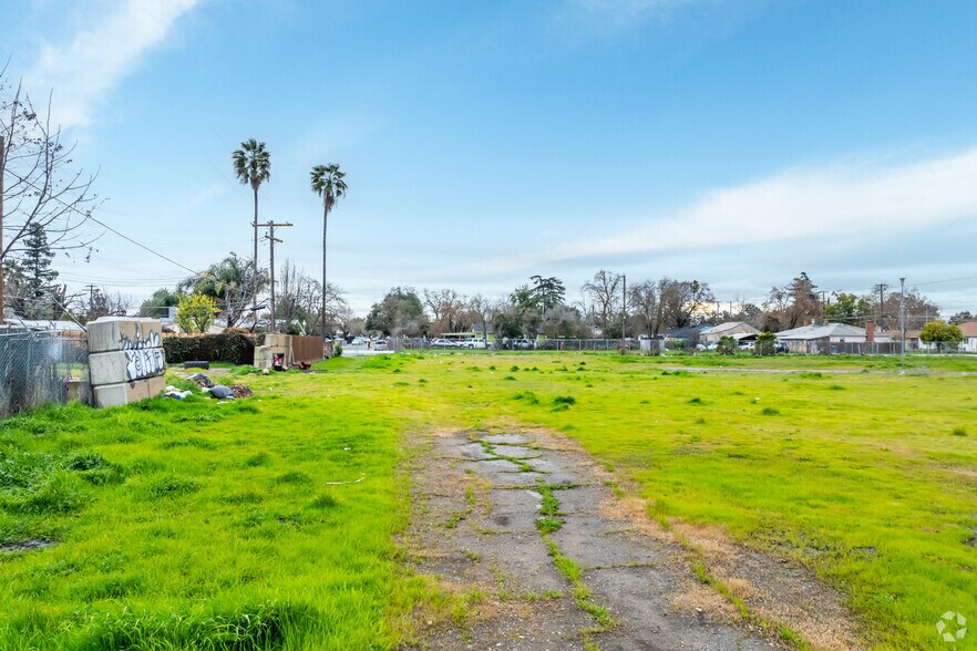 More Photos Of 3890 Fruitridge Road, Sacramento Land For Sale
